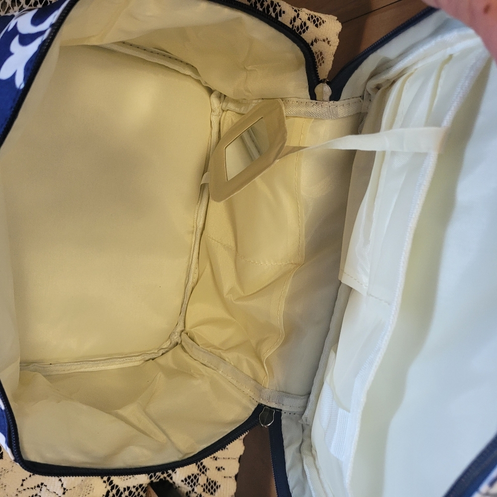 NWT Wallet and Bag Set - Picture 6 of 6